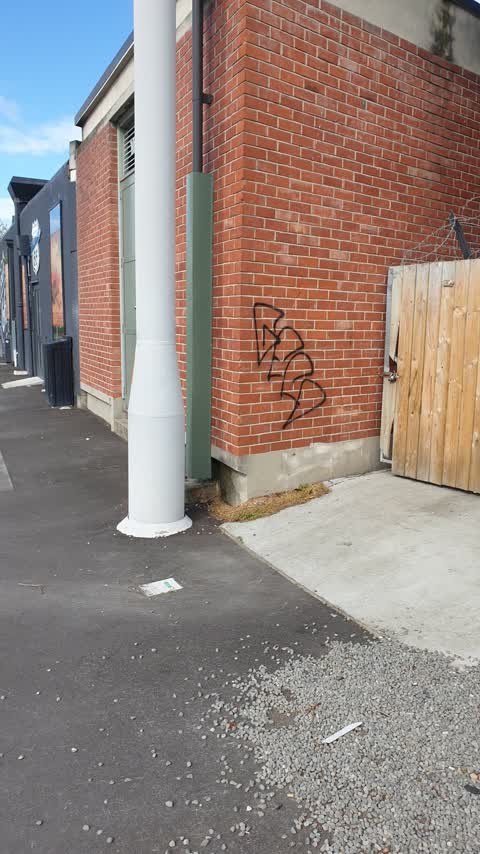 Graffiti, a report photo