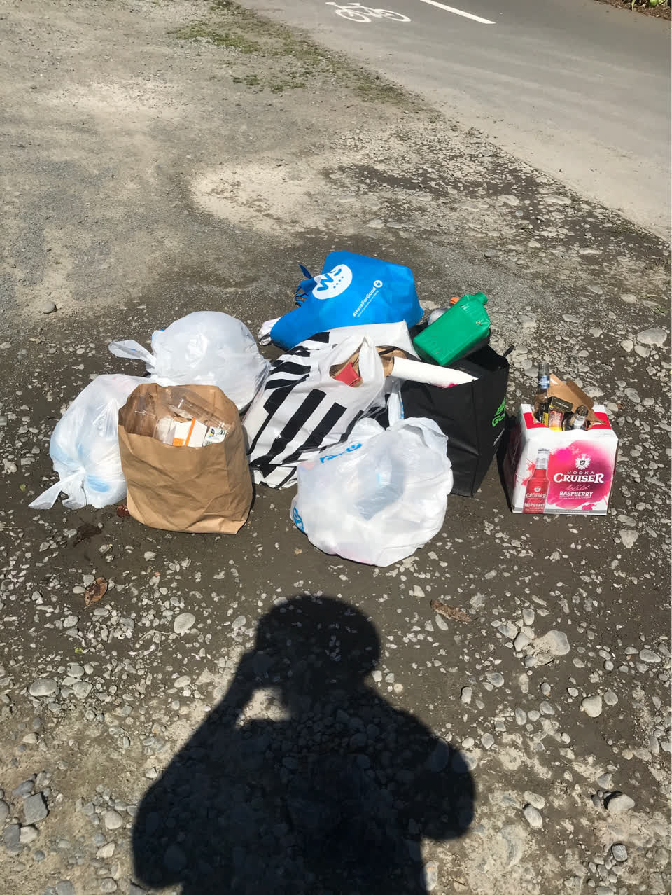 The photograph attached to this rubbish/recycling report