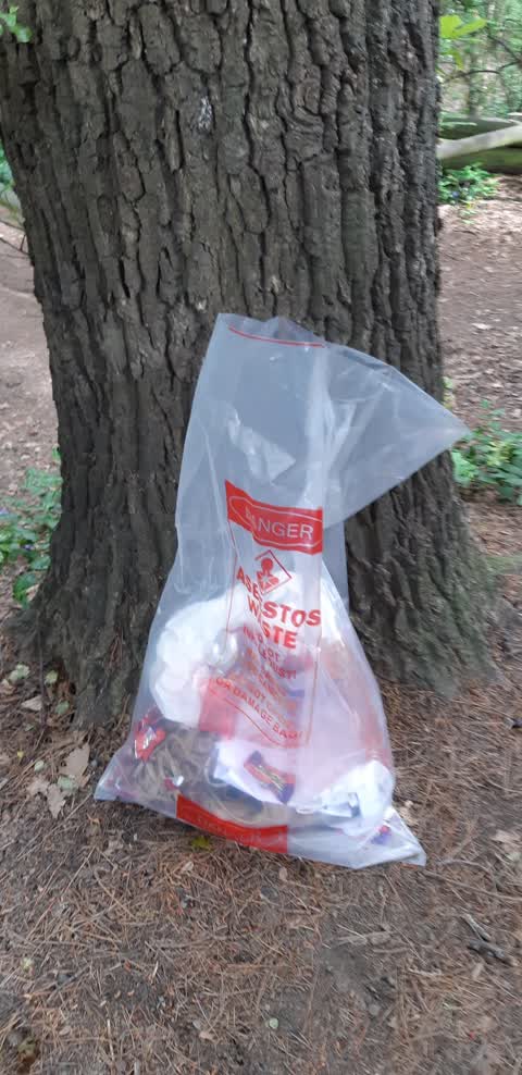 Rubbish/Recycling, a report photo