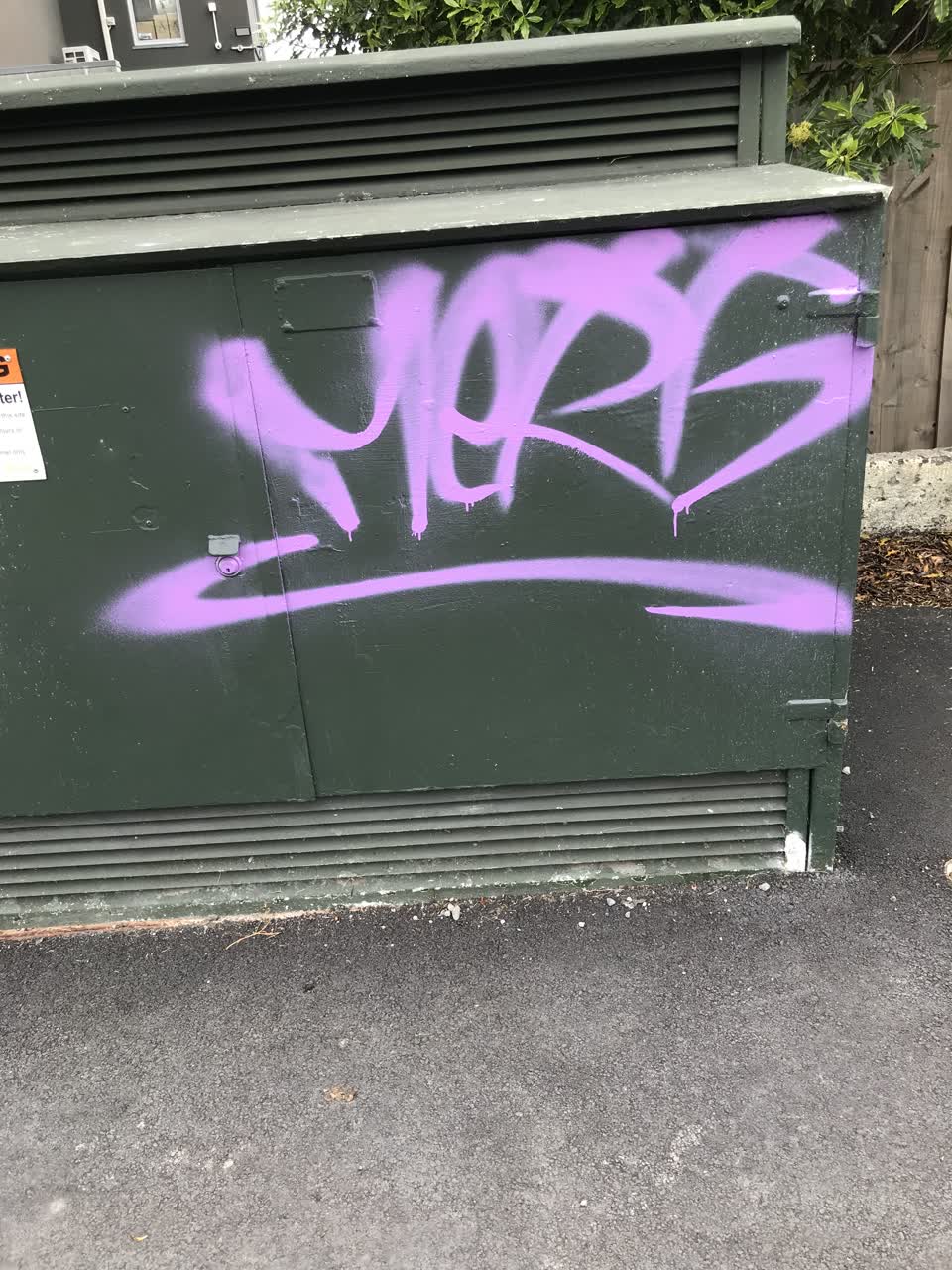 The photograph attached to this graffiti report