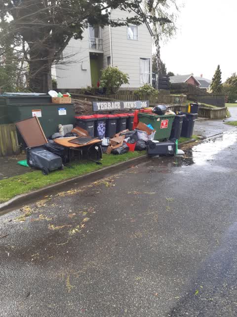 Rubbish/Recycling, a report photo