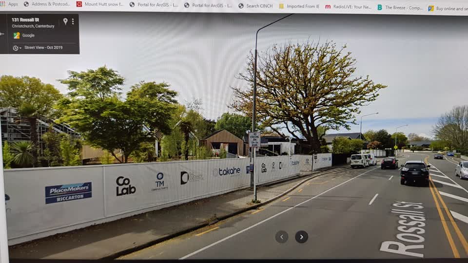 The photograph attached to this roading/streets report