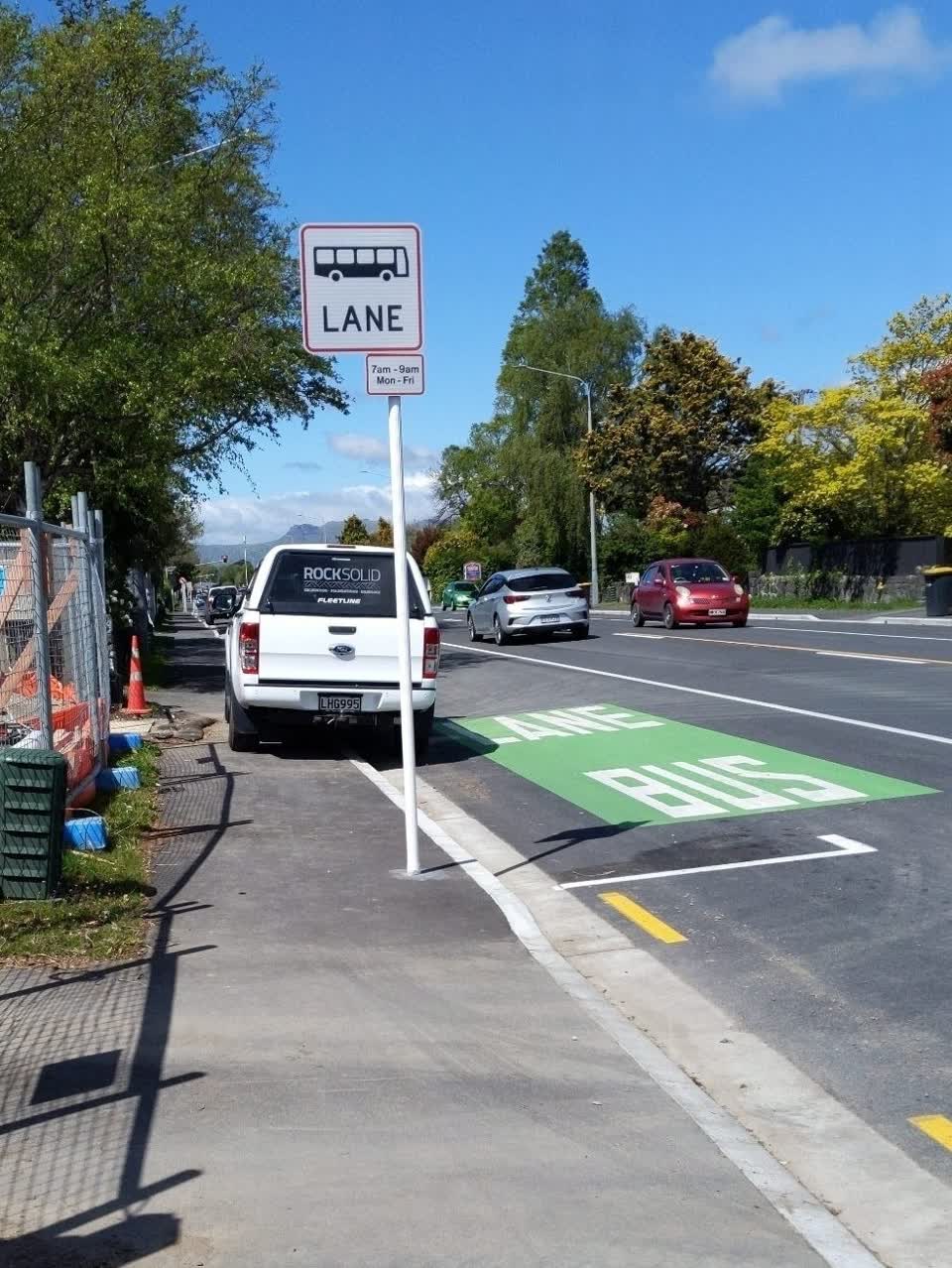 The photograph attached to this roading/streets report