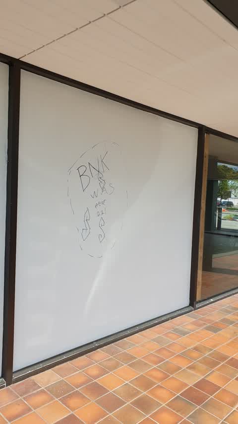 Graffiti, a report photo
