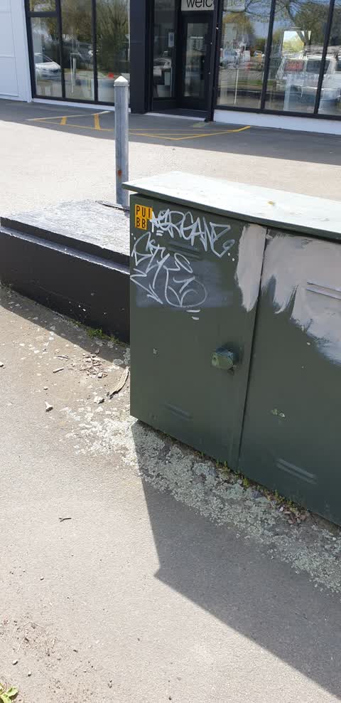 Graffiti, a report photo