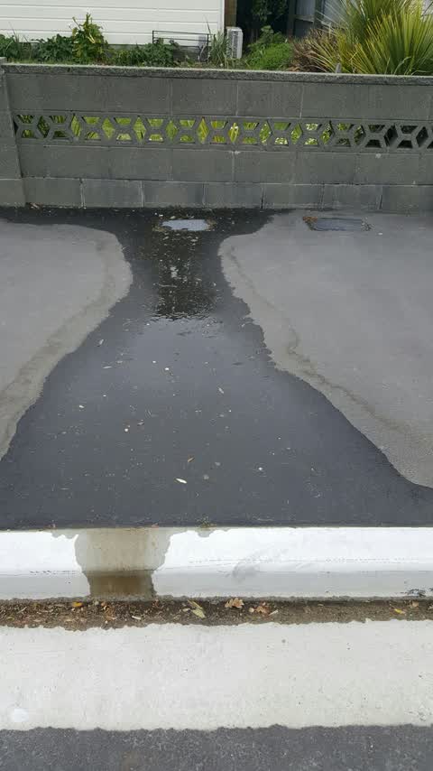 Water Leak, a report photo