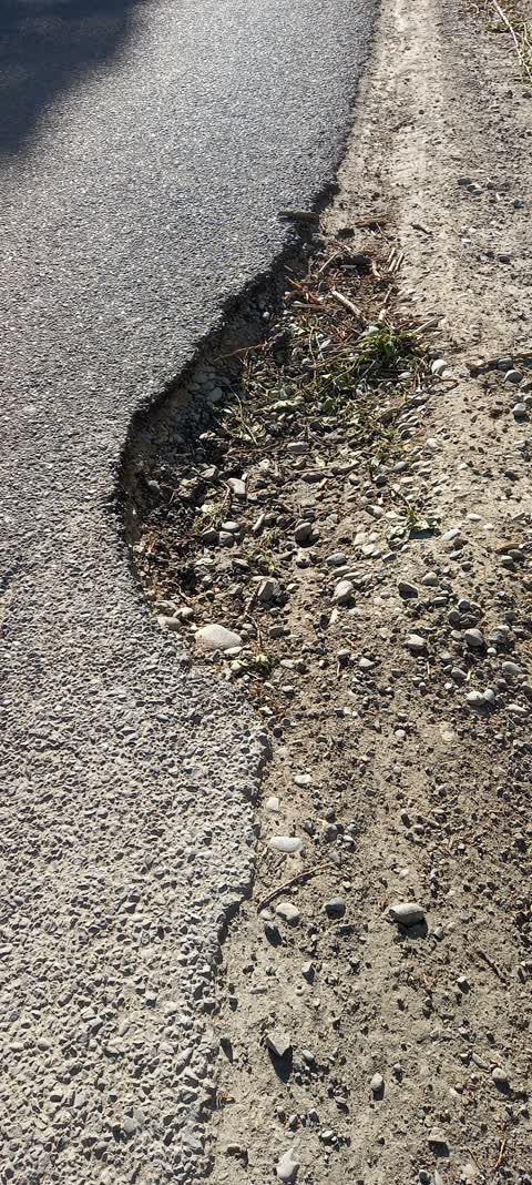 Roading/Streets, a report photo