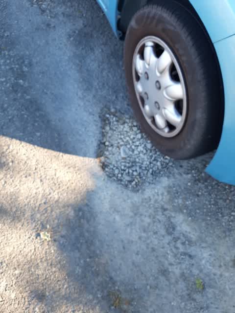Roading/Streets, a report photo