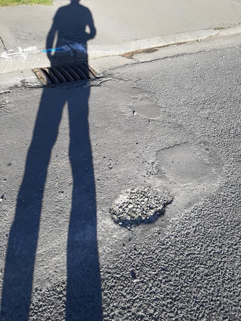 Roading/Streets, a report photo