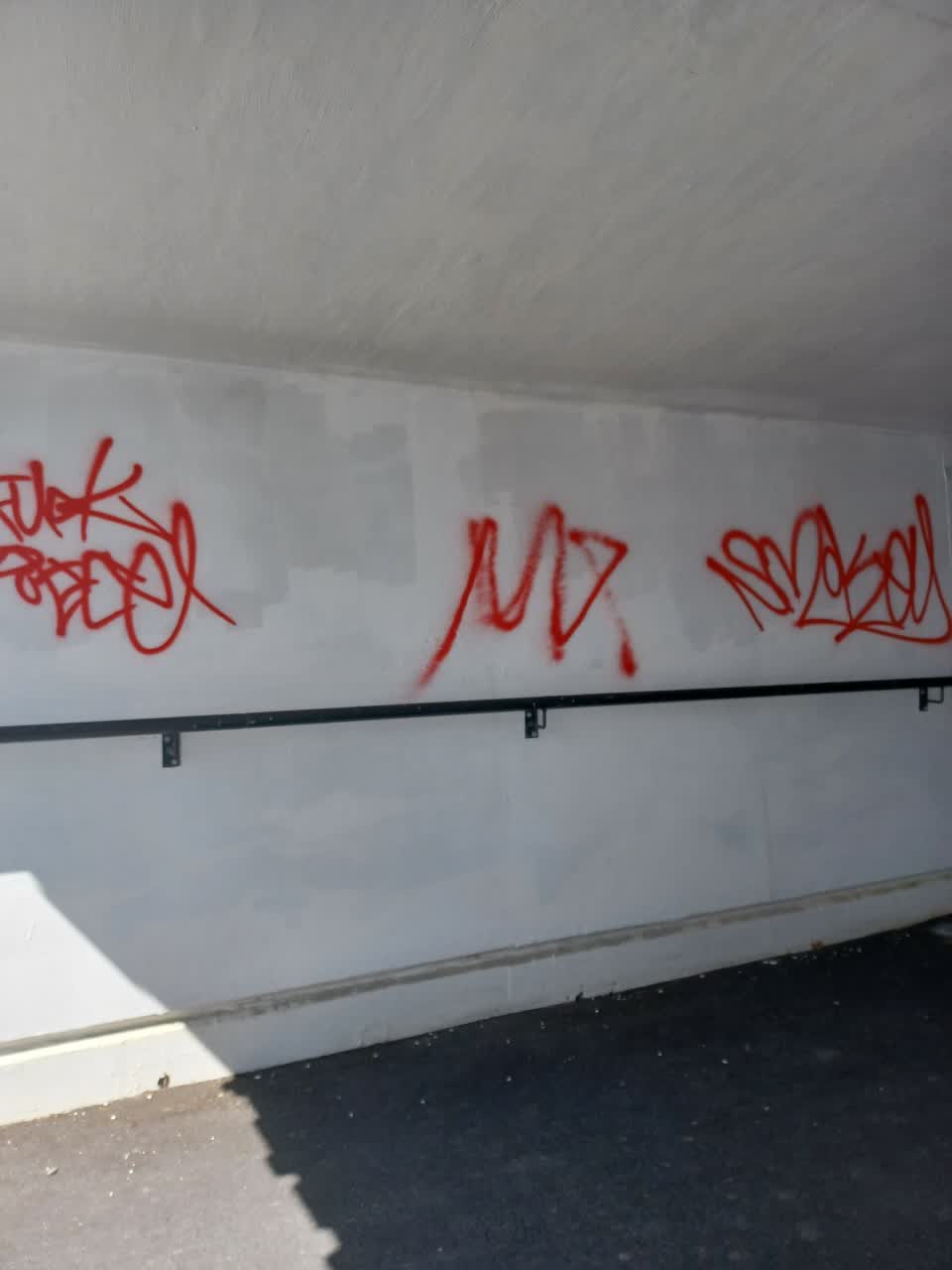 The photograph attached to this graffiti report