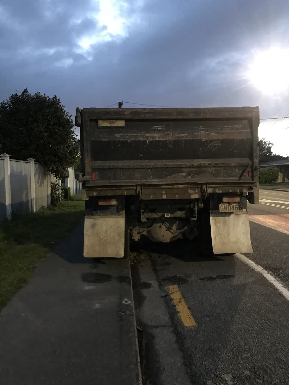 The photograph attached to this roading/streets report