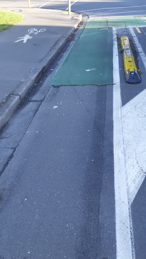 Roading/Streets, a report photo