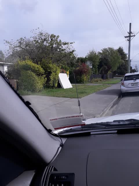 Rubbish/Recycling, a report photo