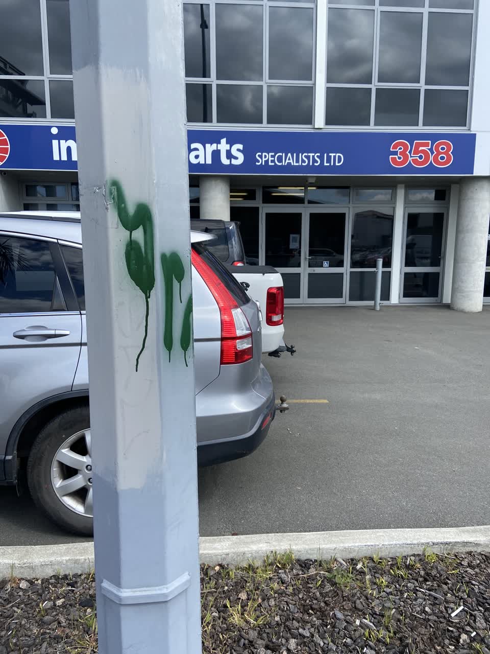 The photograph attached to this graffiti report