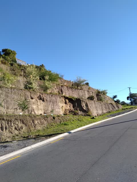 Roading/Streets, a report photo