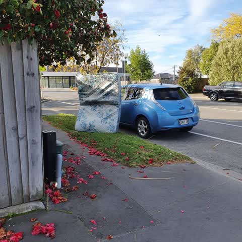 Rubbish/Recycling, a report photo