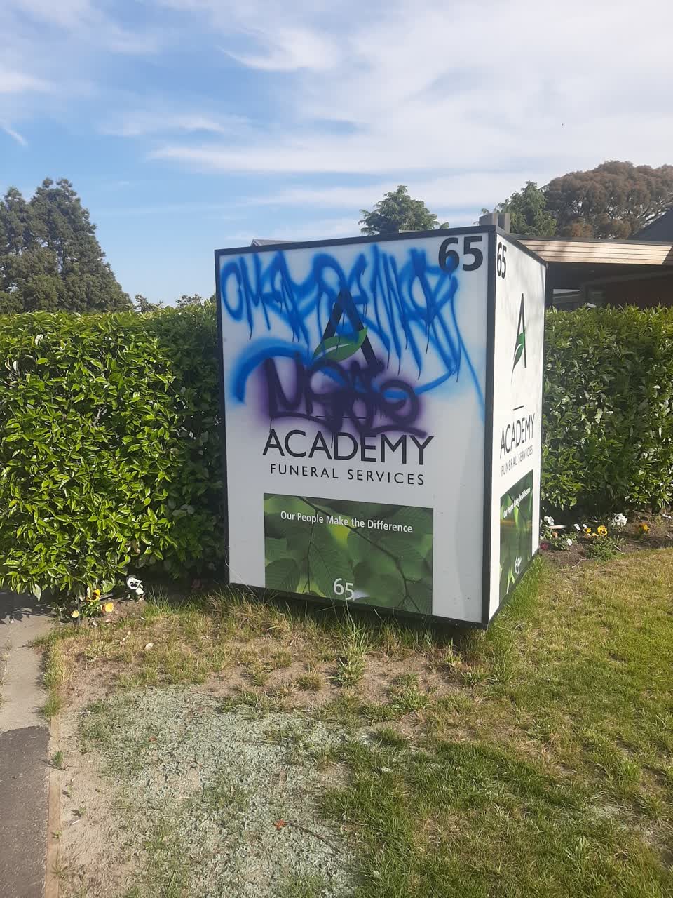 The photograph attached to this graffiti report