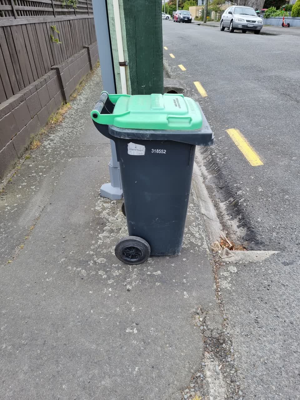 The photograph attached to this rubbish/recycling report