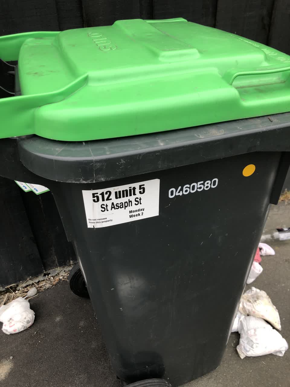 The photograph attached to this rubbish/recycling report