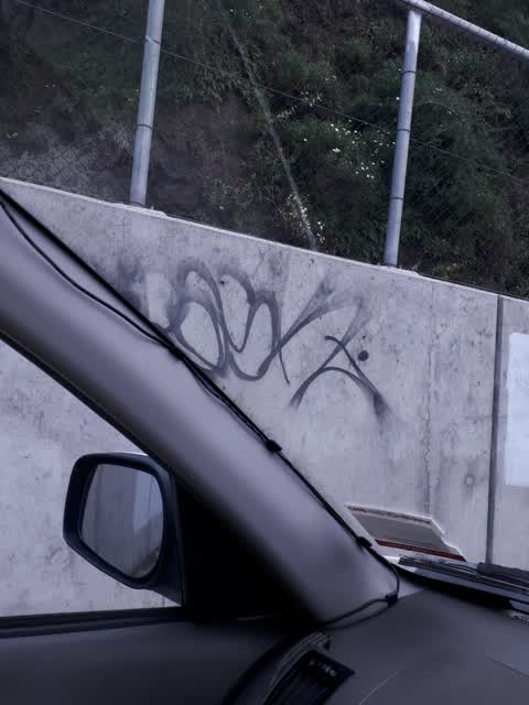 Graffiti, a report photo