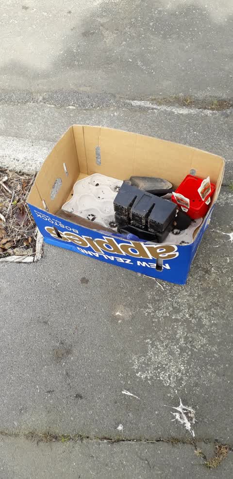 Rubbish/Recycling, a report photo