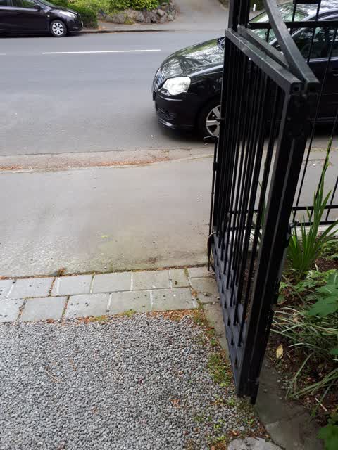 Roading/Streets, a report photo