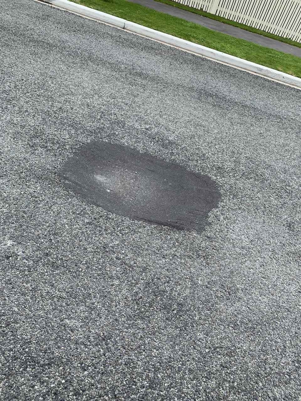 The photograph attached to this roading/streets report