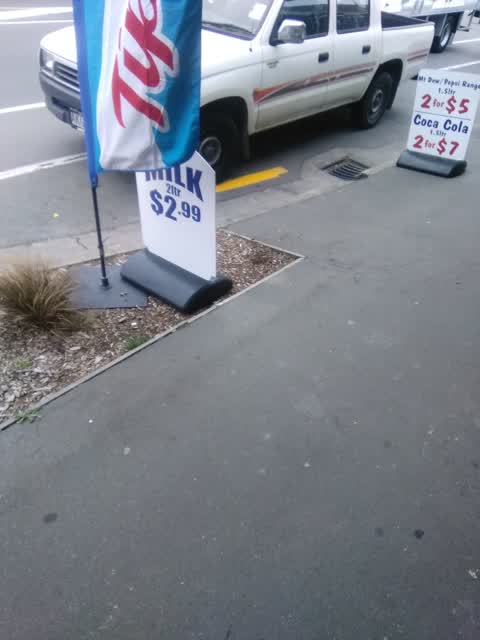 Roading/Streets, a report photo