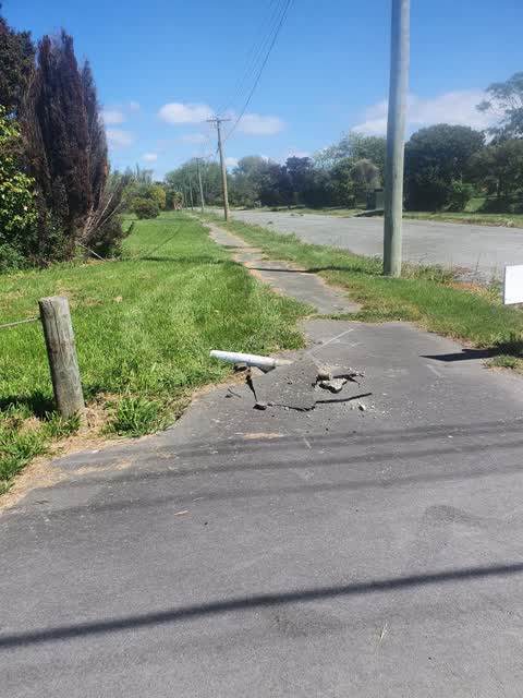 Roading/Streets, a report photo
