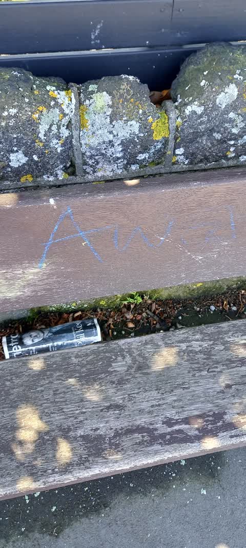 Graffiti, a report photo