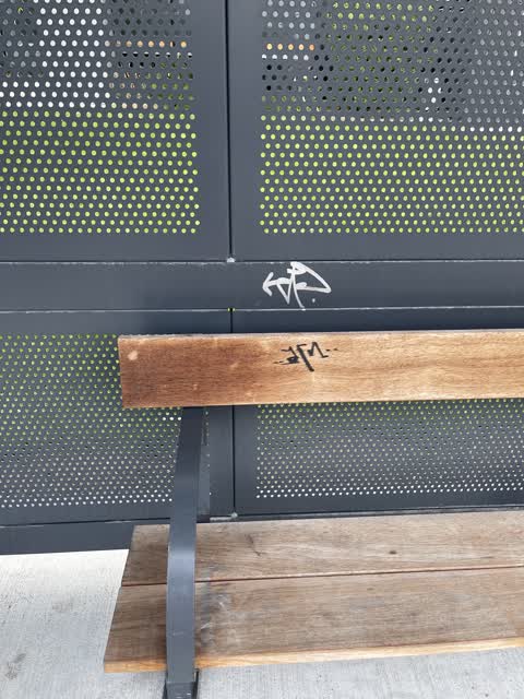 Graffiti, a report photo