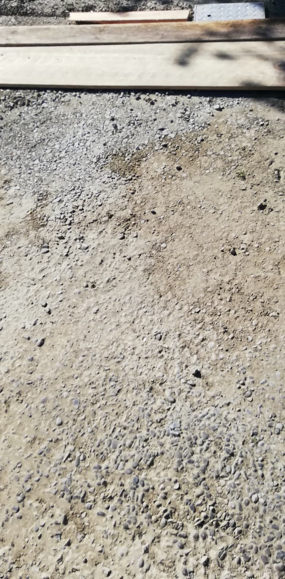 The photograph attached to this water supply report