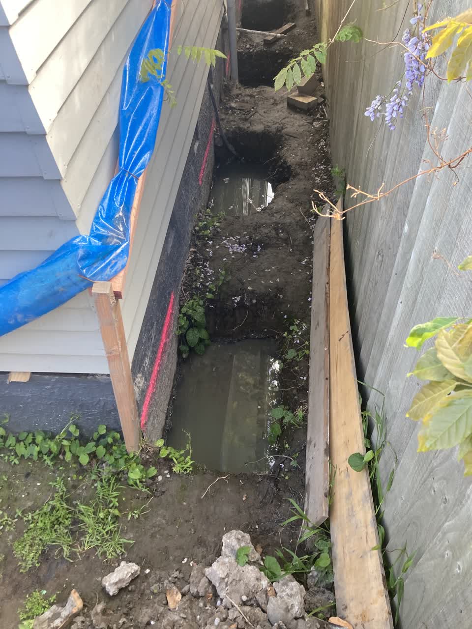 The photograph attached to this sewer - leak / blockage report