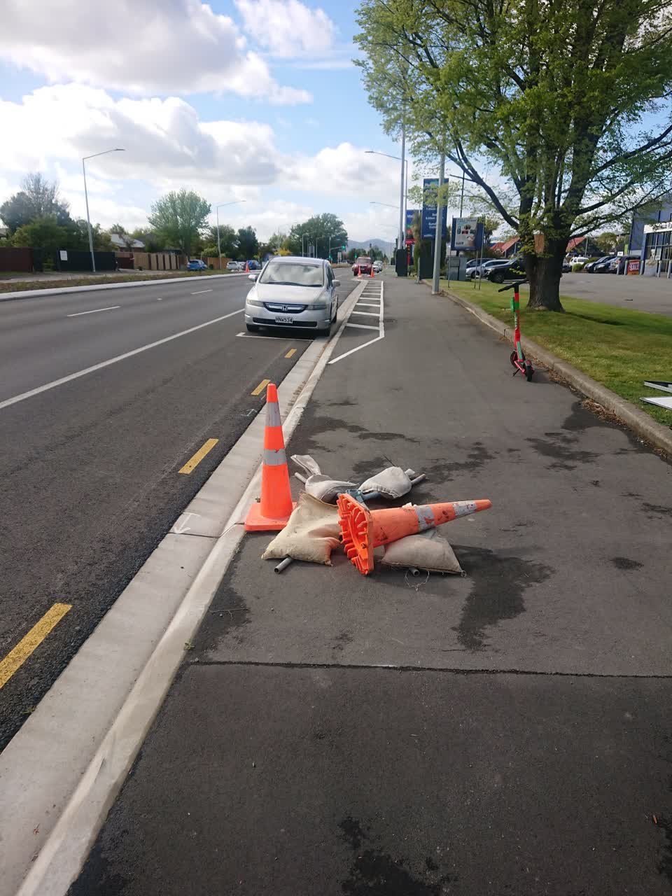 The photograph attached to this roading/streets report