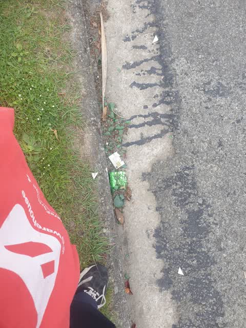 Rubbish/Recycling, a report photo