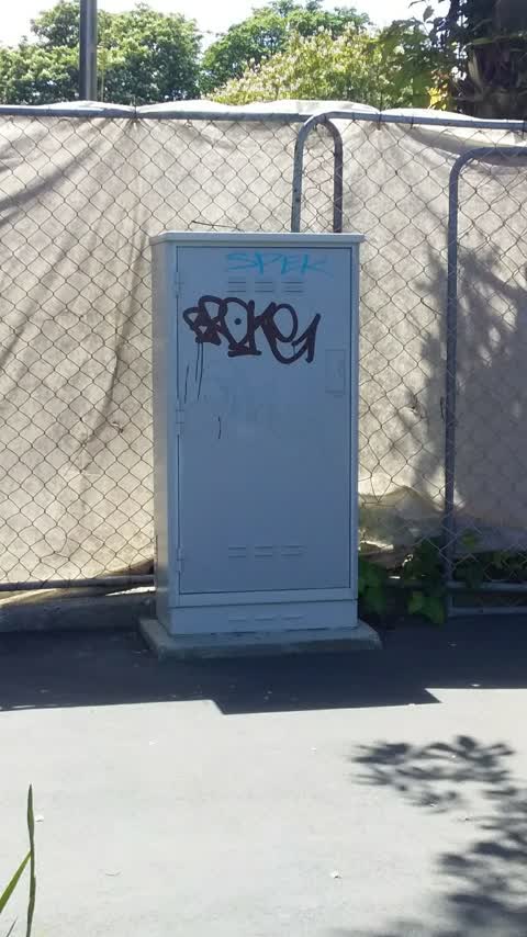 Graffiti, a report photo
