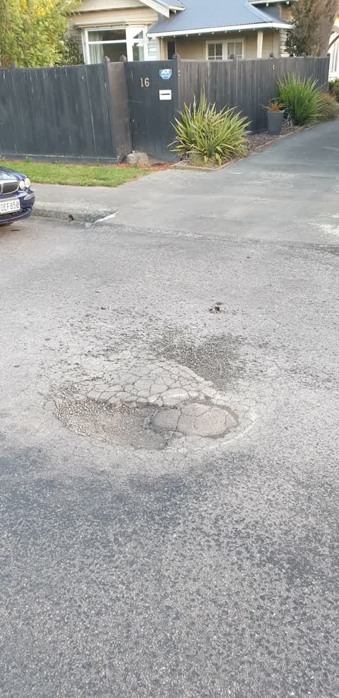 Roading/Streets, a report photo