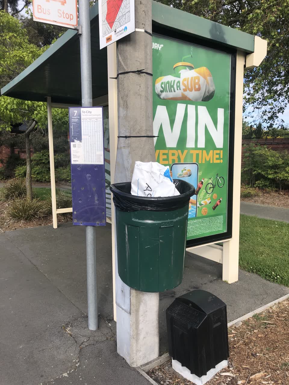 The photograph attached to this rubbish/recycling report