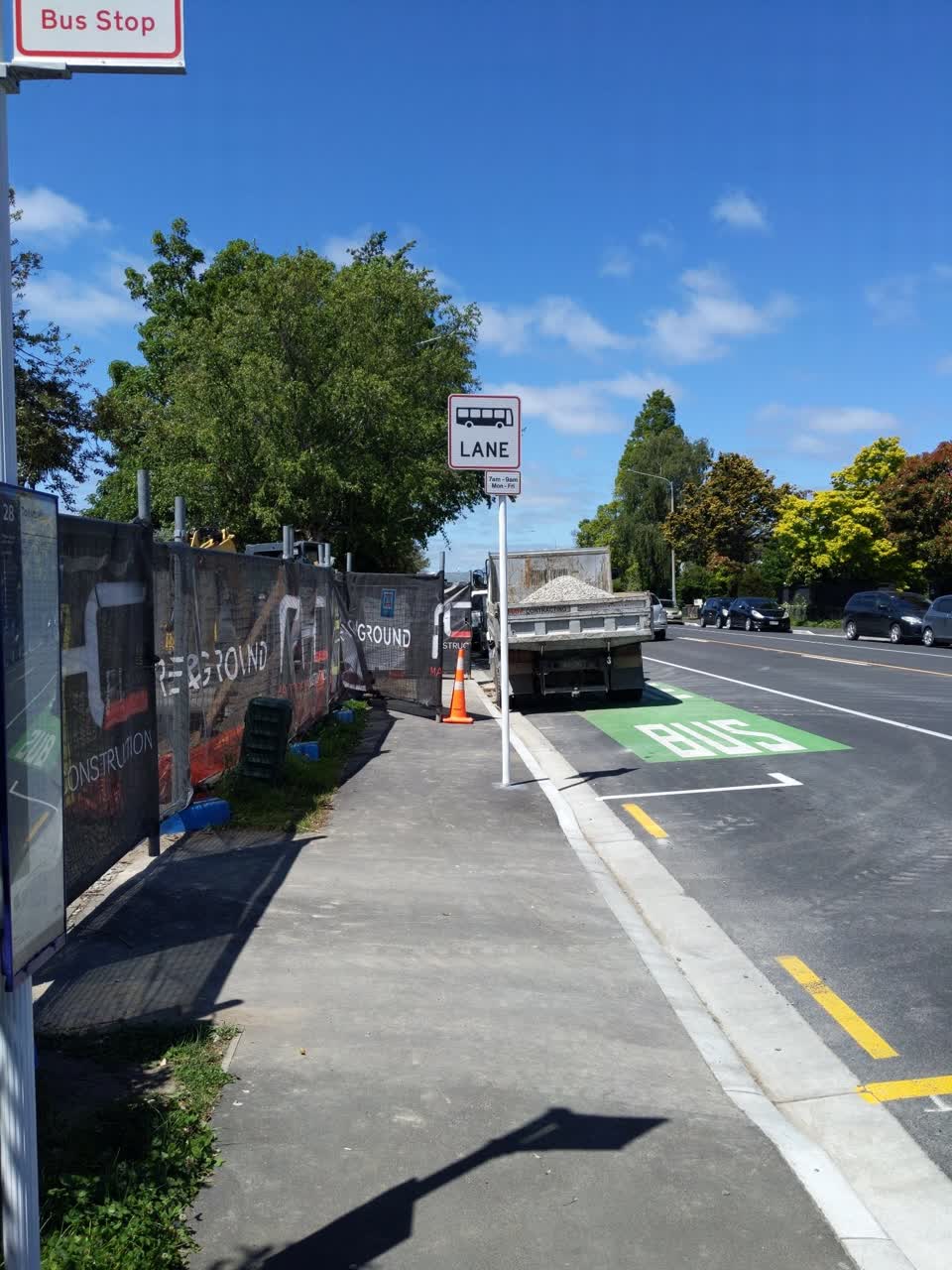 The photograph attached to this roading/streets report