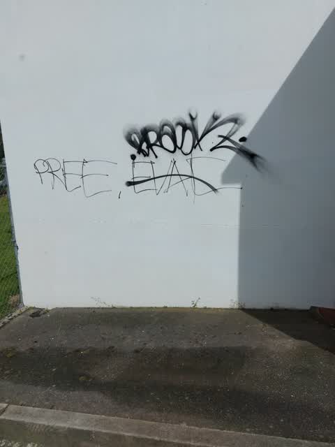 Graffiti, a report photo