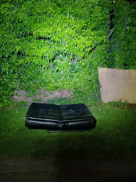 Rubbish/Recycling, a report photo