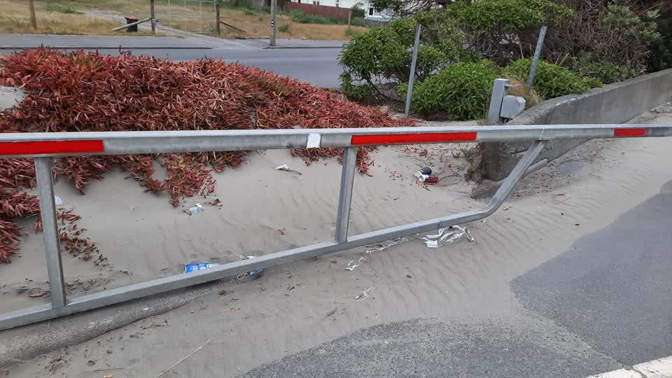 The photograph attached to this parks report