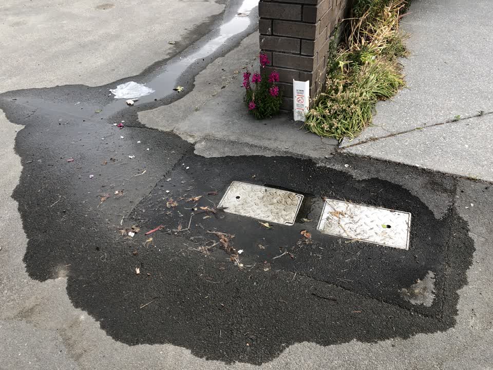 The photograph attached to this water supply report