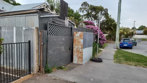 Roading/Streets, a report photo