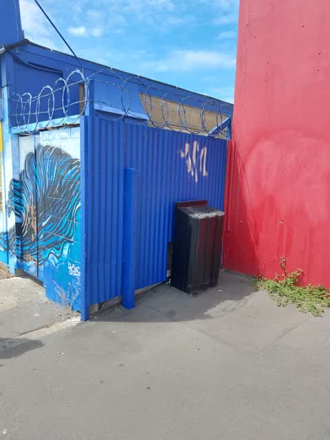 Graffiti, a report photo