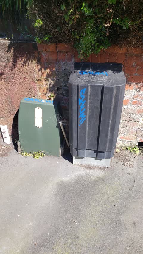 Graffiti, a report photo