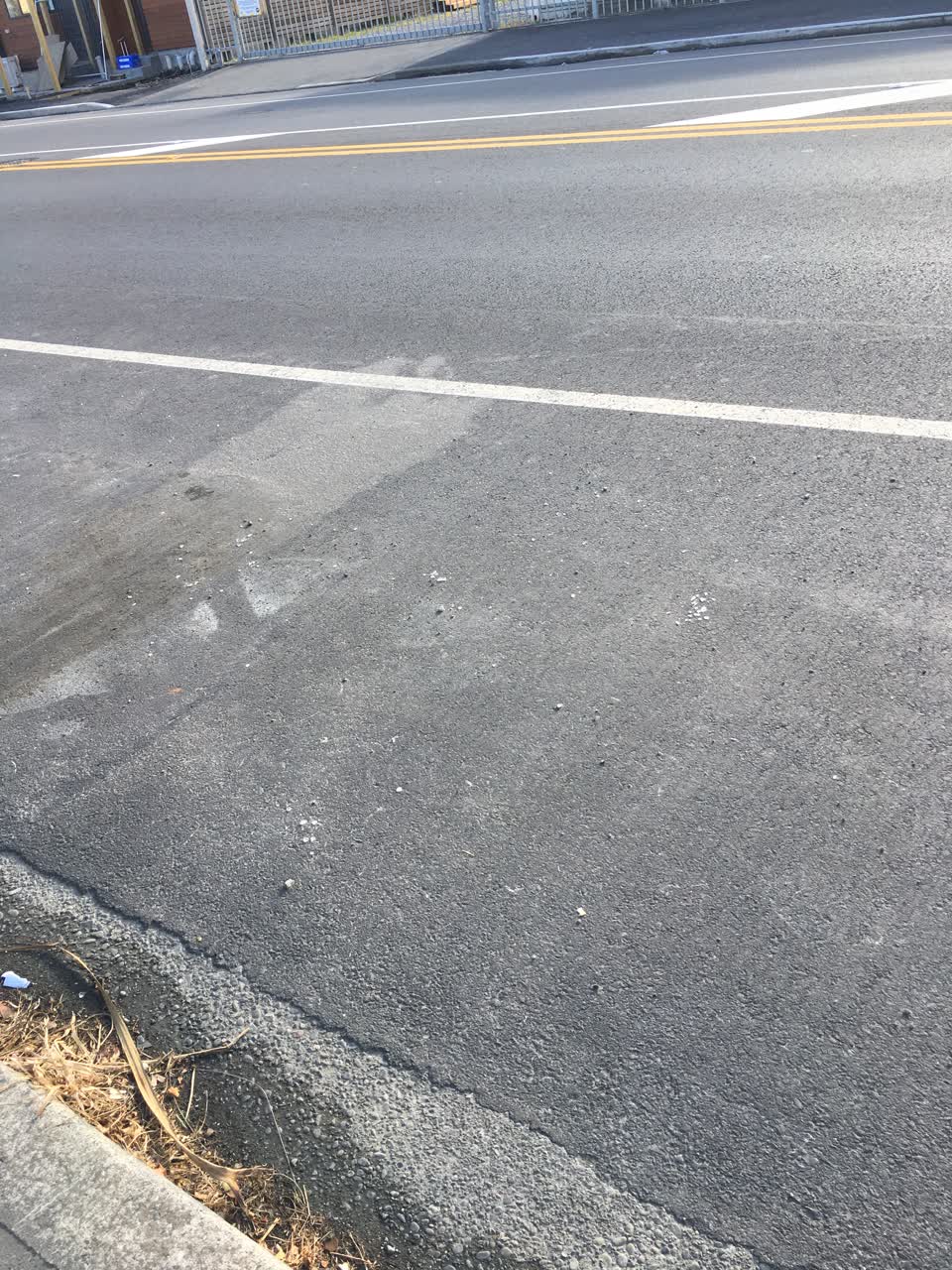 The photograph attached to this roading/streets report