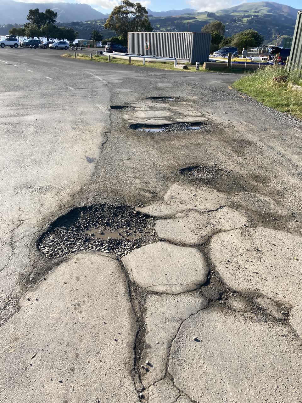 The photograph attached to this roading/streets report