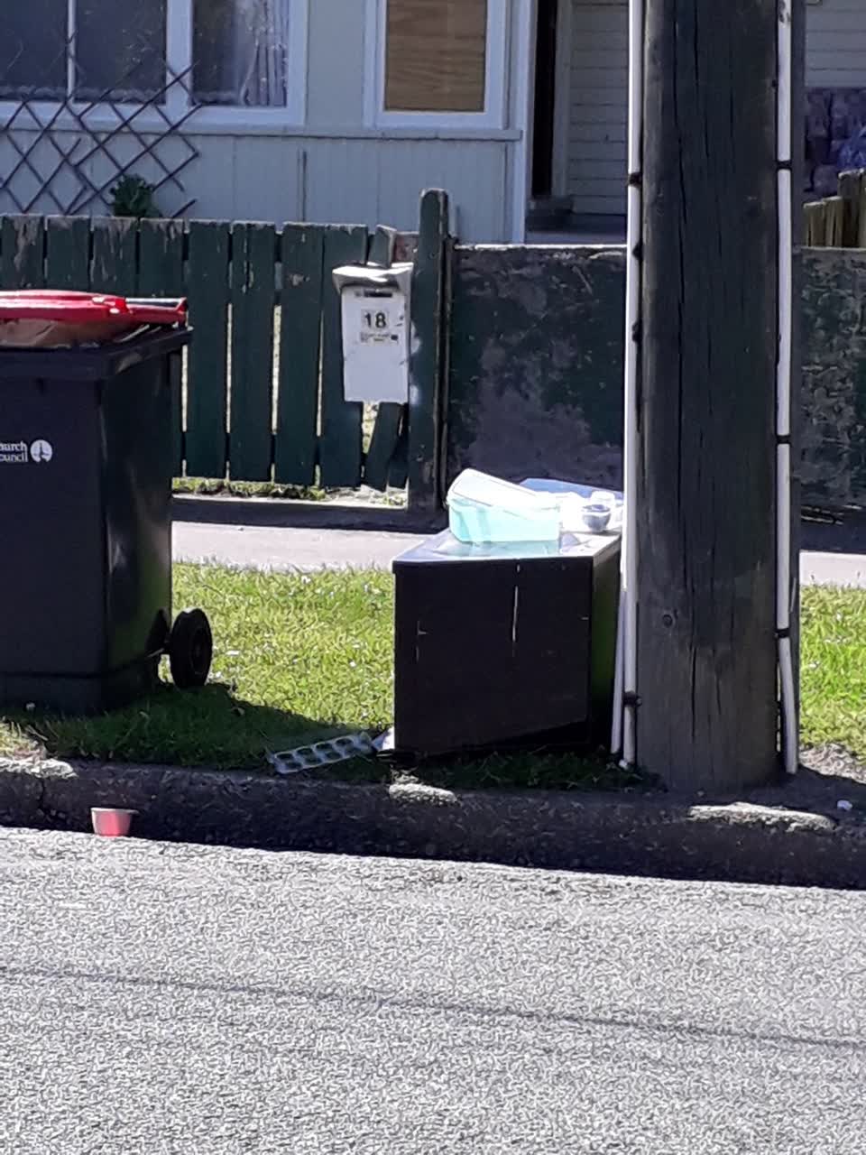 The photograph attached to this rubbish/recycling report