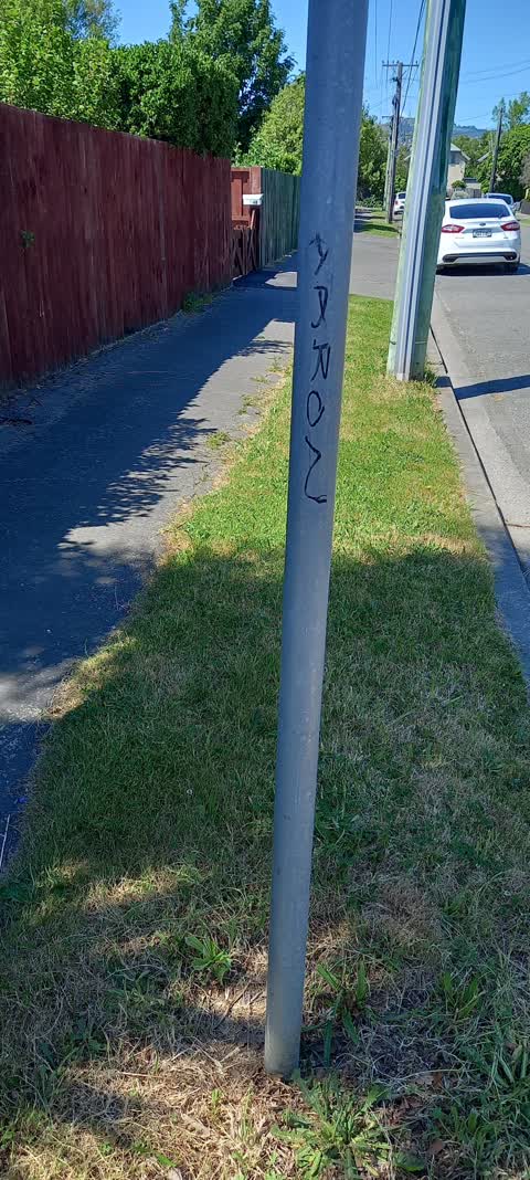Graffiti, a report photo